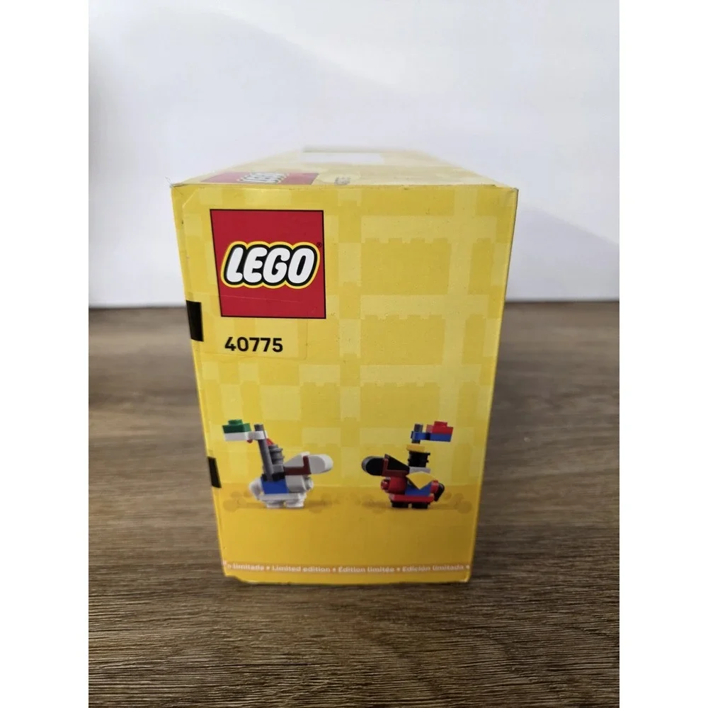LEGO 40775 Mini Knight's Castle Set NEW November 2025 VIP Insiders GWP